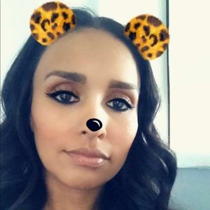 Meet your Posher, Yesenia